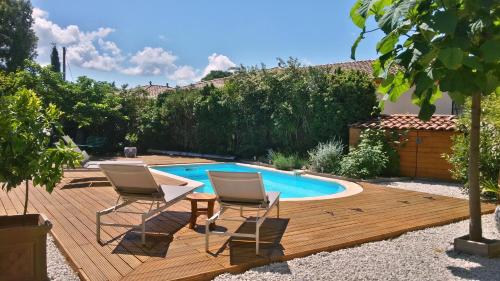 Villa Canet coeur Herault : Maisons de vacances proche de Lacoste
