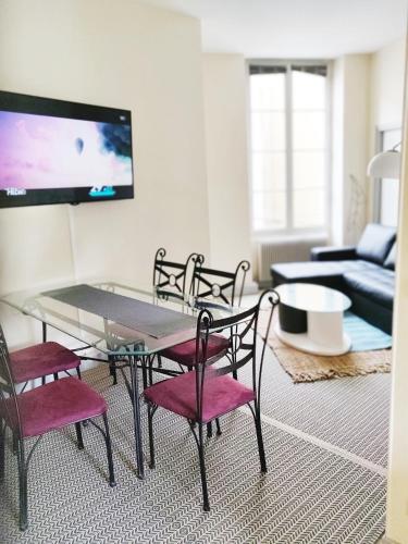 Chez Fanny - appartement de qualité hypercentre Cahors : Appartements proche de Labastide-Marnhac