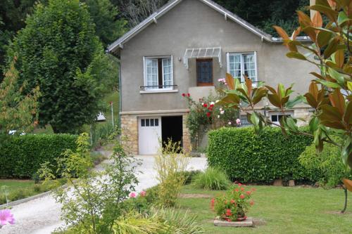 Maison de Gaby 2 étoiles tourisme 2 ou 4 Personnes : Maisons de vacances proche de Carsac-Aillac
