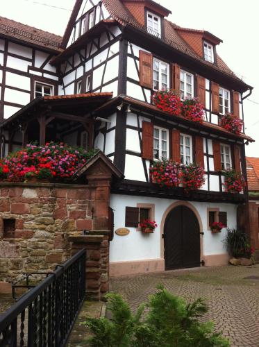 Maison à colombages : Appartements proche de Niederlauterbach