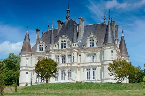 Chateau Marieville : Maisons d'hotes proche de Monthoiron