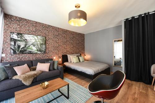 Nice and modern studio in the heart of Annecy : Appartements proche d'Annecy