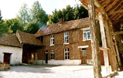 The Old French Farm House - Salvecques : Maisons de vacances proche de Campagne-lès-Boulonnais