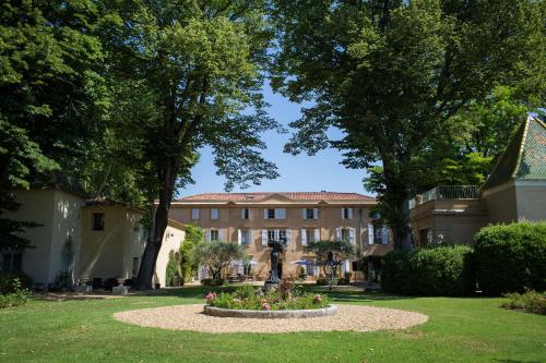 Château Rieutort : B&B / Chambres d'hotes proche de Saint-Pons-de-Mauchiens