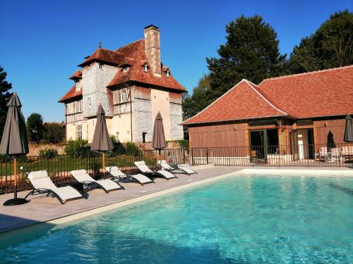 Les Manoirs des Portes de Deauville - Small Luxury Hotel Of The World : Hotels proche de Glanville