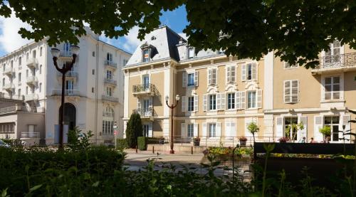 Un Air de Famille : Appart'hotels proche d'Offroicourt