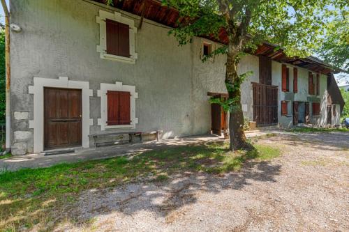 Modern studio in a nice farm close to city-center - Welkeys : Appartements proche de Chapeiry