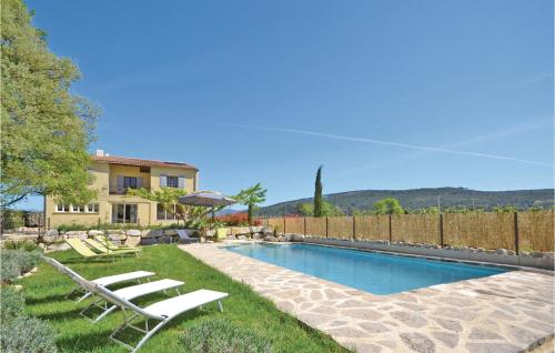 Awesome Home In St Marcellin L Vaison With 7 Bedrooms, Internet And Private Swimming Pool : Maisons de vacances proche de Saint-Romain-en-Viennois