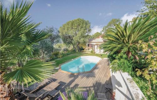 Beautiful Home In Nice With 3 Bedrooms, Wifi And Outdoor Swimming Pool : Maisons de vacances proche de Colomars