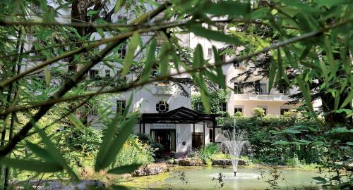 Le Grand Hôtel - Domaine De Divonne : Hotels proche de Divonne-les-Bains