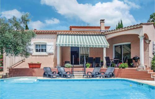 Awesome Home In Lamalou Les Bains With 4 Bedrooms, Wifi And Private Swimming Pool : Maisons de vacances proche de Le Pradal