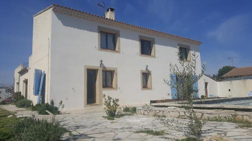 Gîte du Charme Provençal : Maisons de vacances proche de Sénas