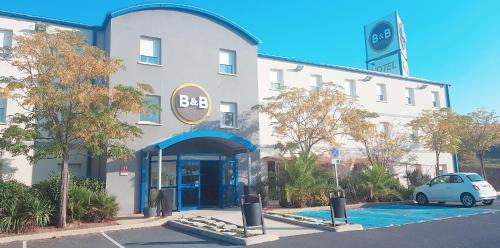 B&B HOTEL Pézenas : Hotels proche de Tourbes