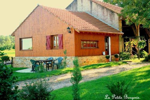 La Petite Bergerie en Périgord : Maisons de vacances proche de Saint-Caprais