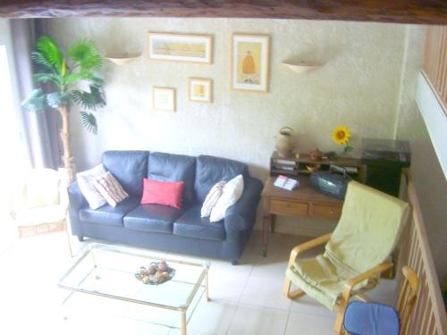 Maison de 2 chambres avec terrasse amenagee a Lunas : Maisons de vacances proche de Brusque