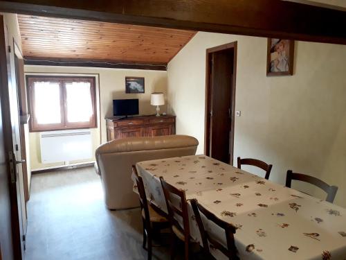 Appartement de 3 chambres avec wifi a Belcaire a 6 km des pistes : Appartements proche de Joucou