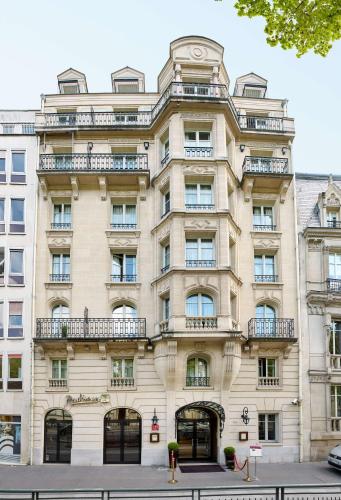 Radisson Blu Champs-Elysées, Paris : Hotels proche du 16e Arrondissement de Paris