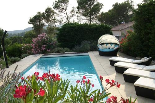 Elegante villa de 180m3 avec la superbe vue : Villas proche de Saint-Pons-la-Calm