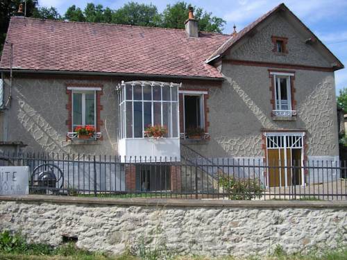 Gîte Meublé : Maisons de vacances proche d'Alligny-en-Morvan