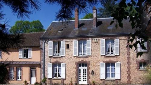 Ferme du Château : B&B / Chambres d'hotes proche de Le Boullay-les-Deux-Églises