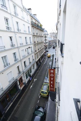 HOTEL DU MONT LOUIS : Hotels proche du 11e Arrondissement de Paris