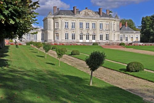 Château de Craon : B&B / Chambres d'hotes proche de Saint-Martin-du-Limet