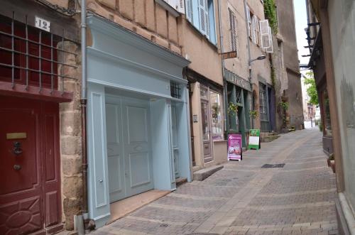 La Maison bleue, un emplacement de choix à Rodez : Appartements proche d'Agen-d'Aveyron