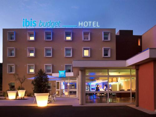 ibis budget Loriol Le Pouzin : Hotels proche de Saint-Lager-Bressac