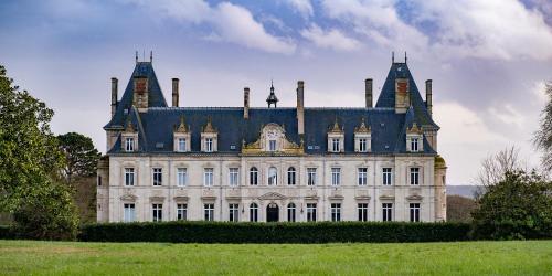 Château de Tressé : Hotels proche de Saint-Martin-du-Limet