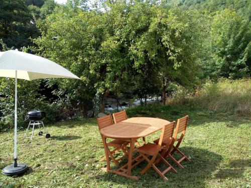 Ax Sweet Mountain - 3ch et 2 sdb - jardin centre village : Maisons de vacances proche de Perles-et-Castelet