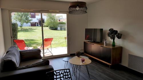 Charmant Studio Résidence avec Terrasse Jardin au Centre de Vannes : Appartements proche de Séné