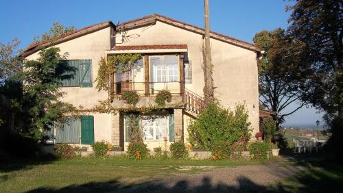 Maison de 3 chambres avec piscine partagee jardin clos et wifi a Moissac : Maisons de vacances proche de Valence