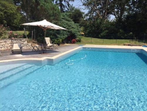 Villa de 10 chambres avec vue sur la ville piscine privee et jardin amenage a Villeneuve sur Lot : Villas proche de Casseneuil