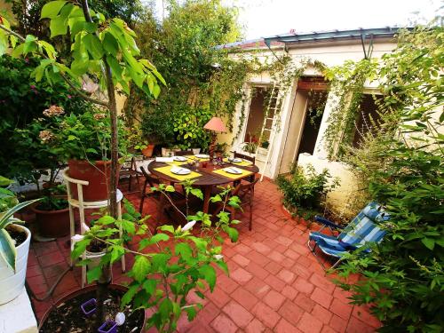 Maison d'une chambre avec jardin clos et wifi a Montreuil : Maisons de vacances proche de Le Perreux-sur-Marne