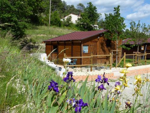 Ferme de Bourras : Campings proche de Blieux
