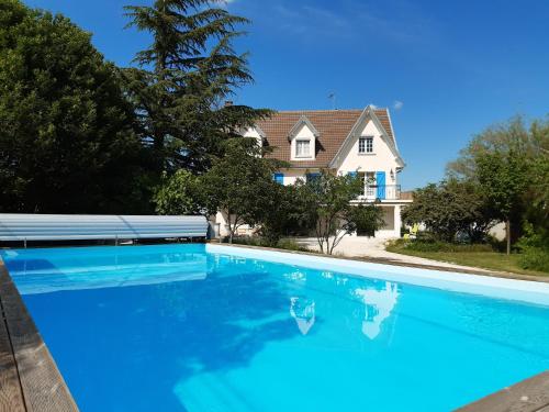 La maison bleue : Maisons de vacances proche de Puligny-Montrachet