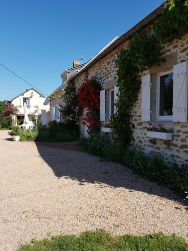 Le Gîte De L'Ouche Charlot : Maisons de vacances proche de Mouron-sur-Yonne
