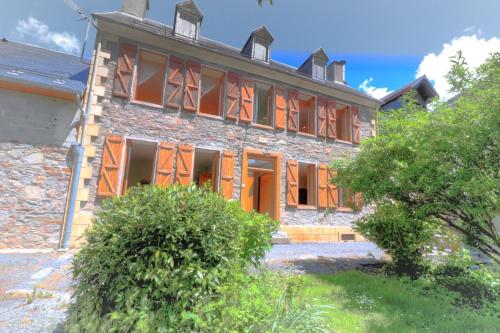 Maison Burgalat : Chalets proche de Saint-Mamet