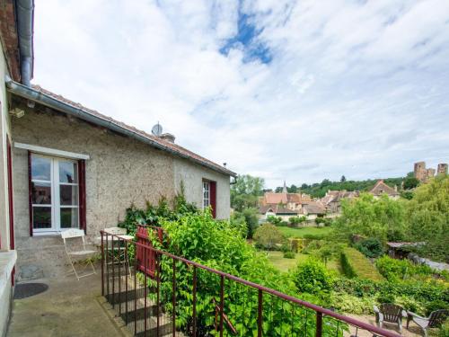 Beautiful Holiday Home in H risson with Private Garden : Maisons de vacances proche de Sauvagny