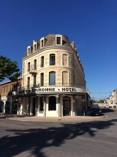 Hôtel La Couronne : Hotels proche de Taillebourg