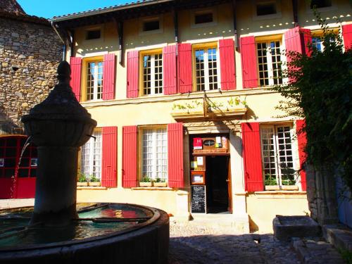 Hostellerie Le Beffroi : Hotels proche de Saint-Romain-en-Viennois