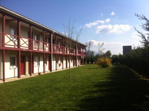 Couett' Hotel Rumilly : Hotels proche de Chapeiry
