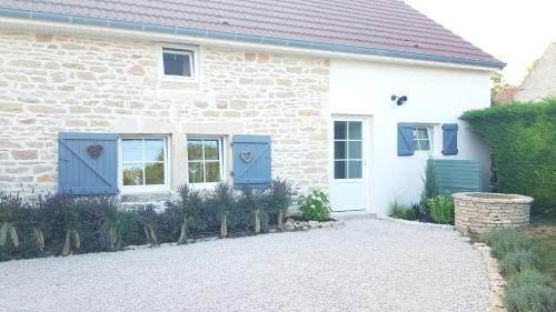 Le Clos des Lavandes : Maisons de vacances proche de Marigny-lès-Reullée