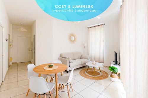 Coziliz Cosy & Lumineux 35m2 dans l'hypercentre : Appartements proche de La Roche-Maurice