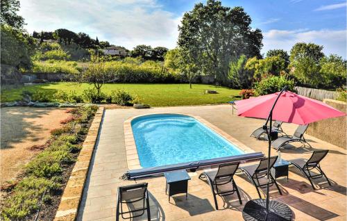 Nice Home In Aubarne Sant,anastasie With Wifi, Private Swimming Pool And Outdoor Swimming Pool : Maisons de vacances proche de Sainte-Anastasie