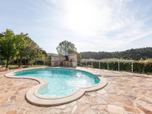 Cozy Villa in Roquebrun with Private Pool : Villas proche de Causses-et-Veyran
