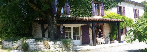 Sur mon chemin chambres d'hôtes : B&B / Chambres d'hotes proche de Castelnau-de-Montmiral