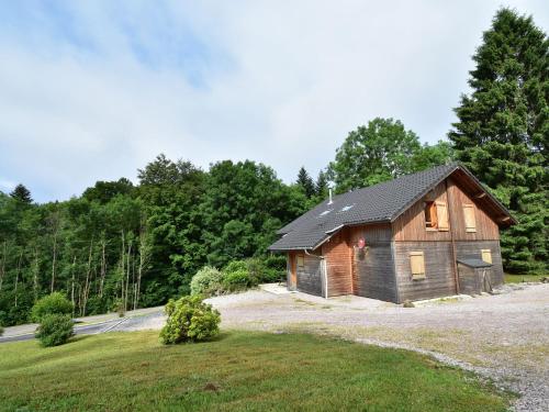 Cozy Chalet in Li zey with view of French Countryside : Chalets proche de La Forge