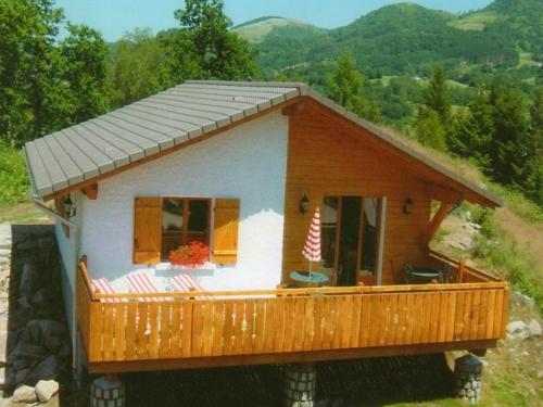 Cozy chalet with a dishwasher, in the High Vosges : Chalets proche de Ramonchamp