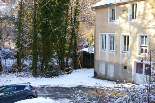 Maison de 5 chambres avec wifi a Saint Claude : Maisons de vacances proche de Les Molunes